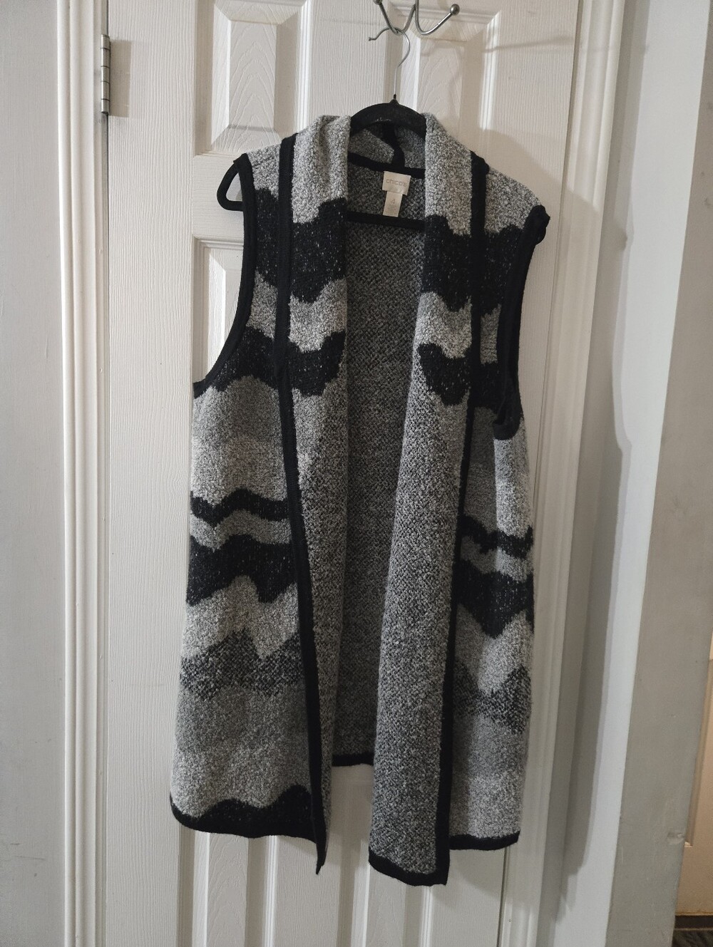 sz 4(2x) Chico's wool blend sweater vest